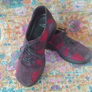 Dansko Folly Suede Oxford